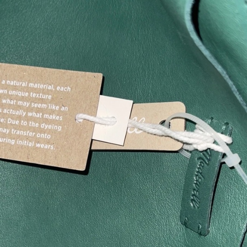 Madewell NWT  The Piazza Bucket Bag  Purse Crossbody - GREEN LEATHER - Picture 2 of 5